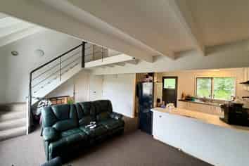 16B Chartwell Drive, Crofton Downs