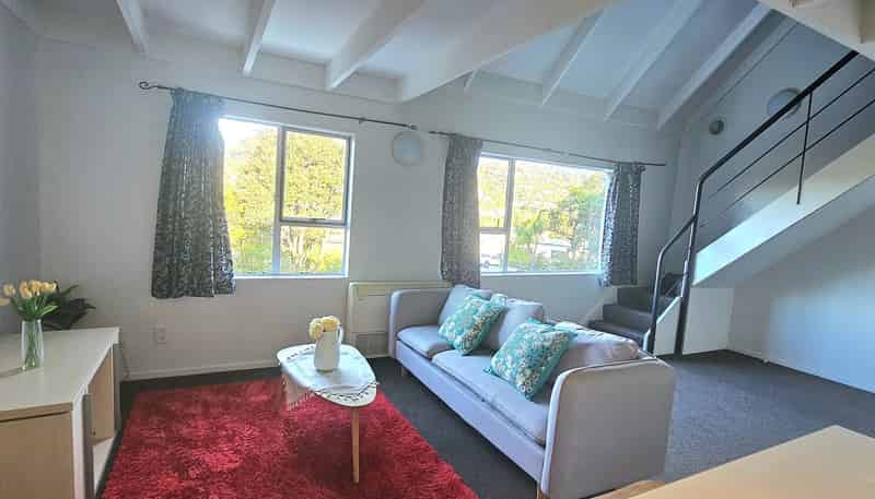 16B Chartwell Drive, Crofton Downs