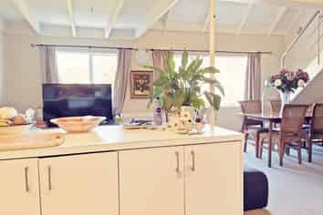 16B Chartwell Drive, Crofton Downs