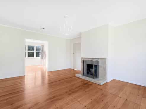 2 Dampier Street, Avondale