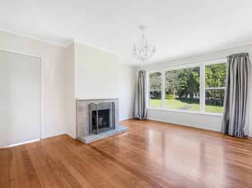 2 Dampier Street, Avondale