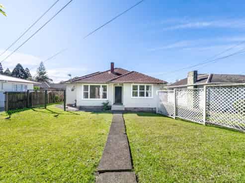 2 Dampier Street, Avondale