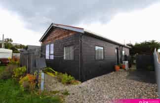 7 Pearse Street, Taieri Mouth