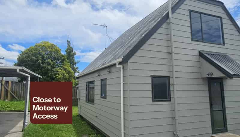 1/37 Huruhuru Road, Massey