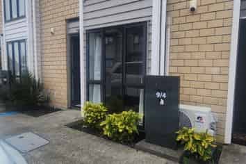 9/4 Wallson Crescent, Wiri