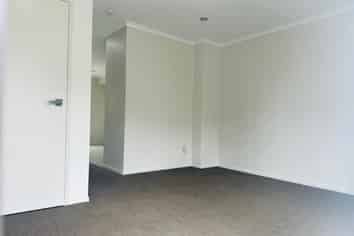 9/4 Wallson Crescent, Wiri