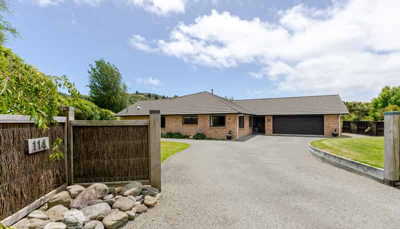 114 Maui Pomare Road, Nikau Valley