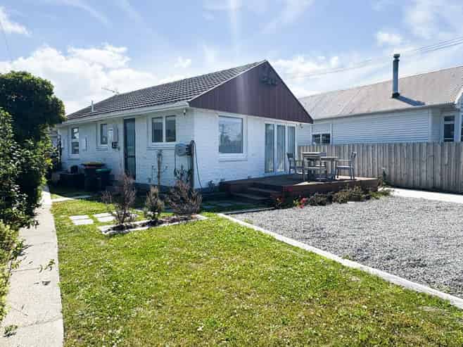 1/89 Hills Road, Edgeware