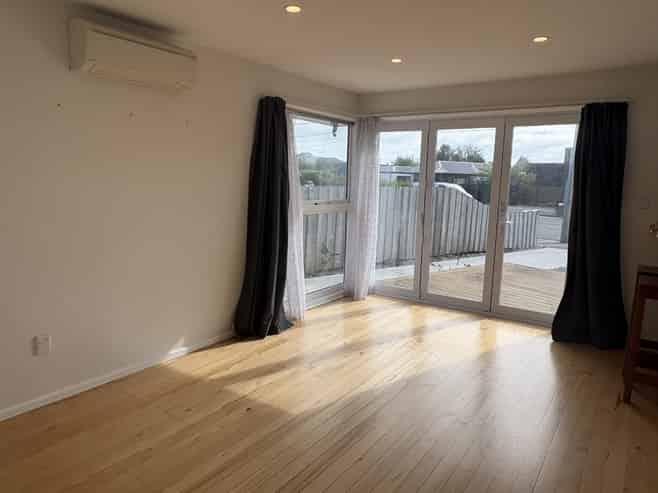 1/89 Hills Road, Edgeware