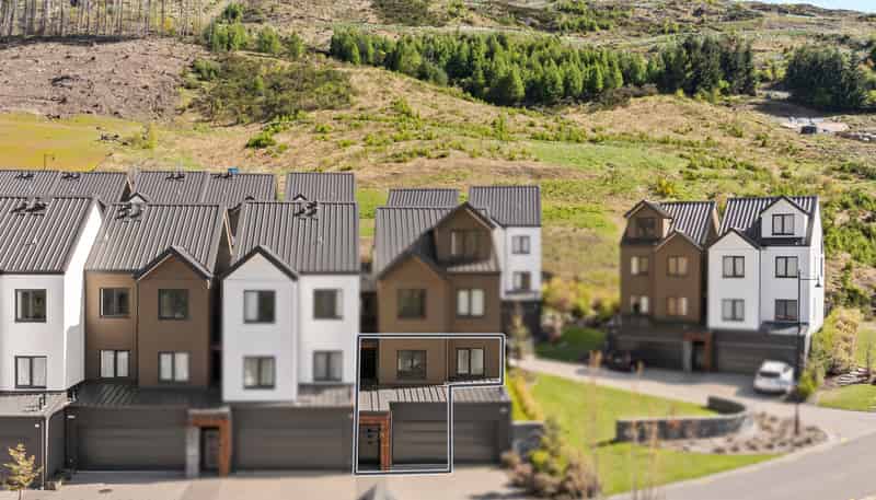 1/18 Bullendale Drive, Arthurs Point