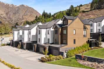 1/18 Bullendale Drive, Arthurs Point