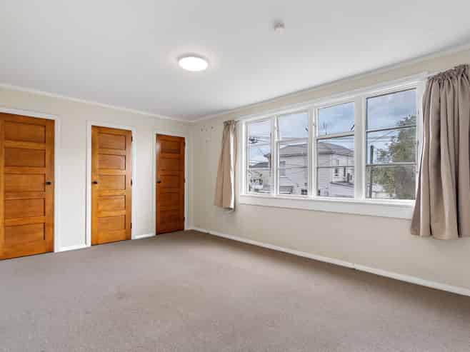 2/2A Domain Street, Devonport
