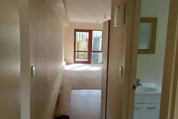 27A Highgrove Lane, Totara Vale