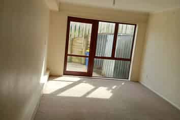 27A Highgrove Lane, Totara Vale