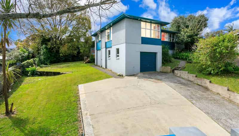 4 Phillip Parade, Forrest Hill