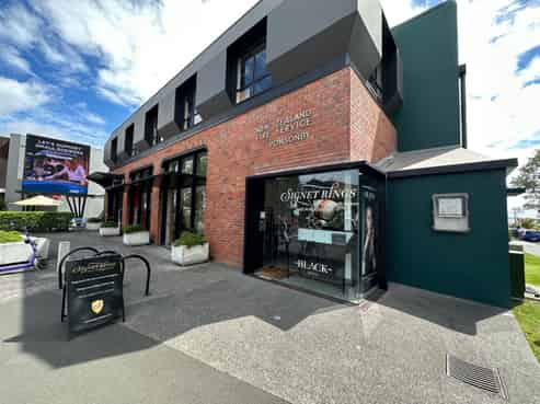 Prime Ponsonby Road Character Retail