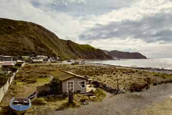 1090 Makara Road, Makara Beach