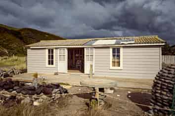 1090 Makara Road, Makara Beach