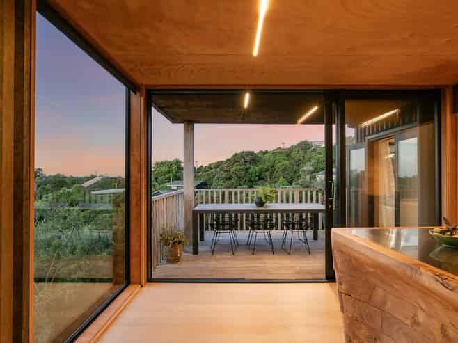 27 Queens Drive, Oneroa