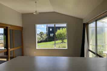 54 Koe Street, Moana