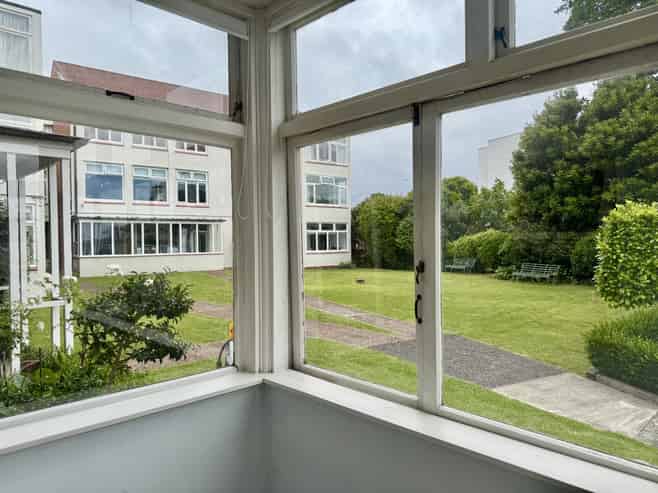 14/90 Remuera Road, Newmarket