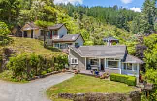 85 Elmslie Road, Pinehaven