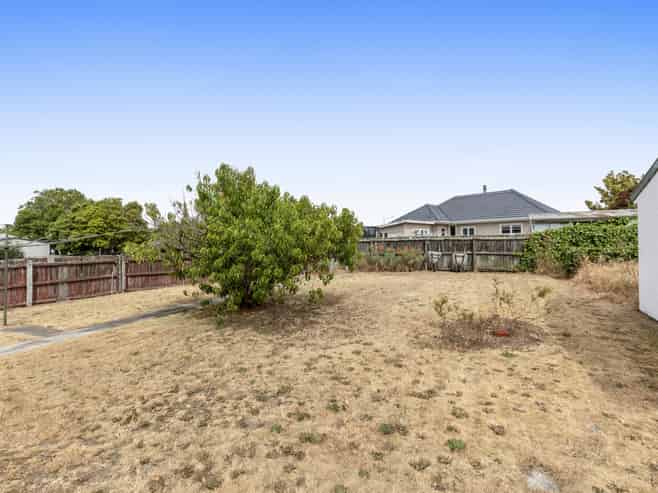 30 Cuffs Road, Wainoni
