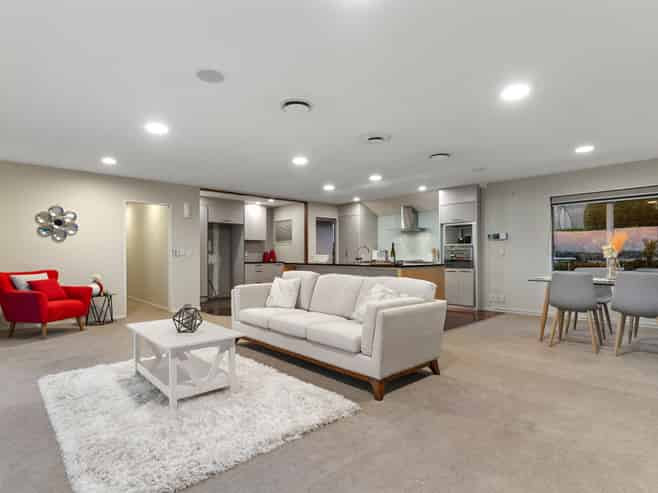 94 Picasso Drive, West Harbour