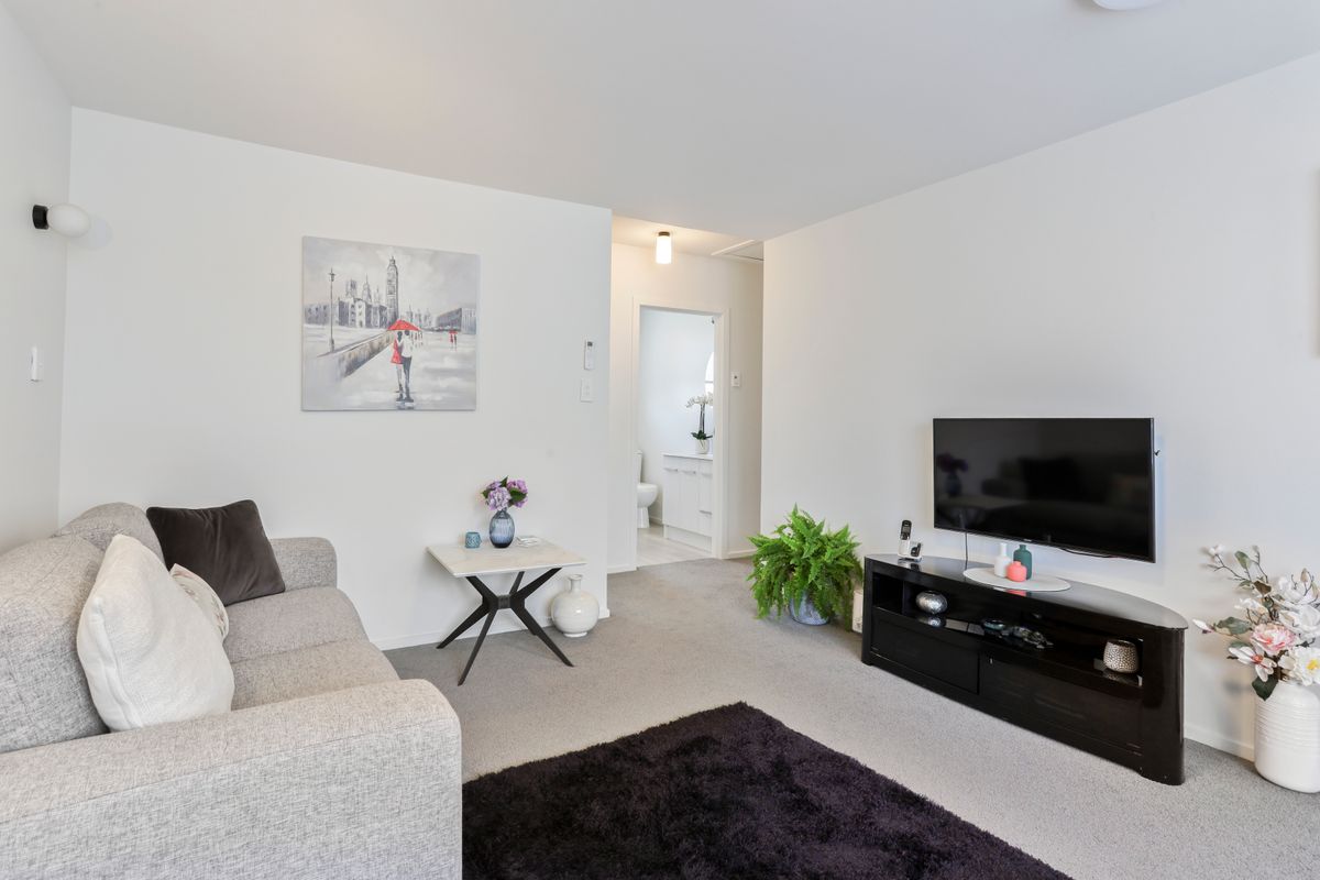 Competitively Priced for Immediate Interest - Mehr