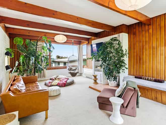 13 Queen Street, Brighton