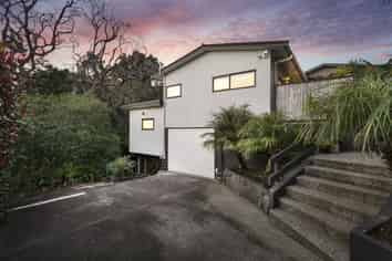 17B Telephone Road, Birkenhead