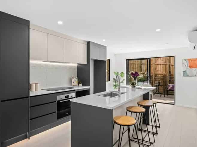 7B,C&D Maroubra Place, Botany Downs