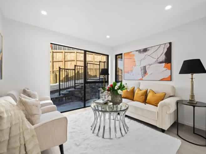 7B Maroubra Place, Botany Downs