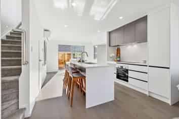 7C Maroubra Place, Botany Downs