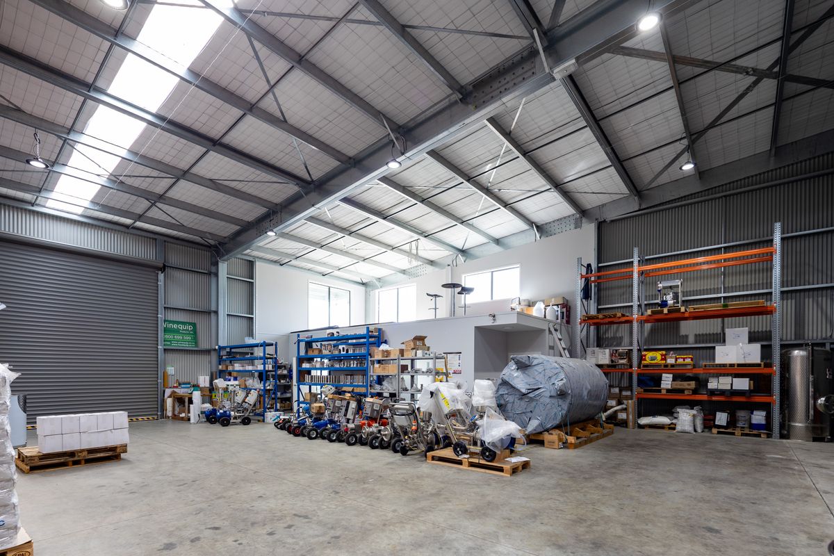 500 sqm Modern Industrial Facility - Ansicht 4
