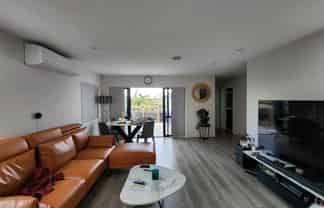 6 Kohuora Lane, Papatoetoe