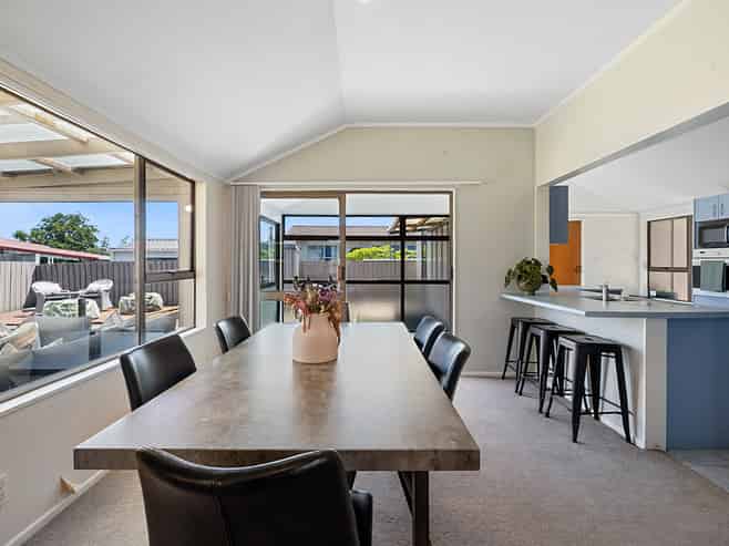 115 Heta Road, Highlands Park