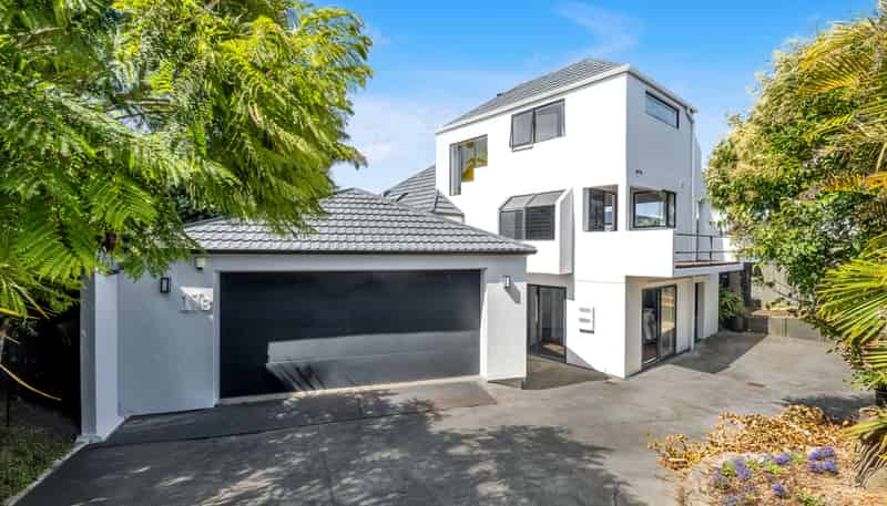 2/17 Lynton Road, Bucklands Beach