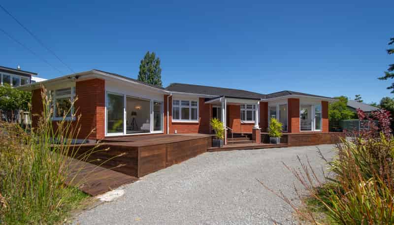 13 Barrington Street, Somerfield