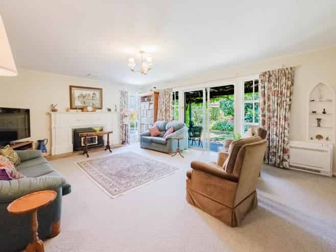 32 Kent Terrace, Taradale