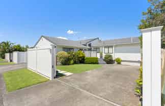 72 De Quincey Terrace, Highland Park