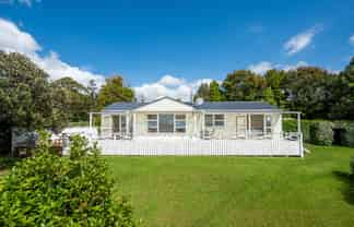 65 Top Road, Dairy Flat