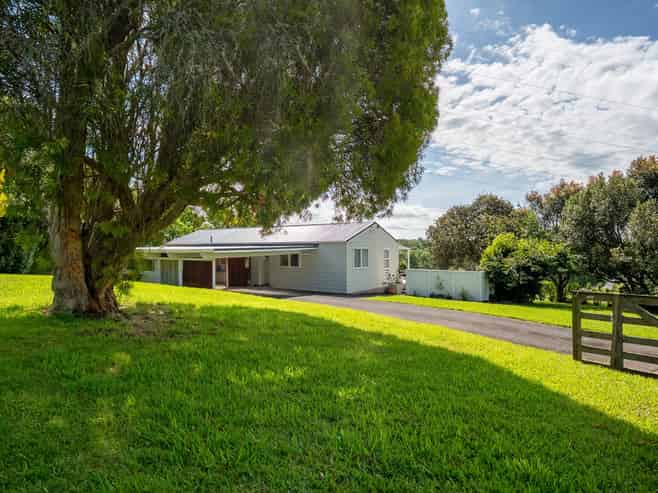 65 Top Road, Dairy Flat