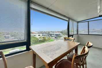 1/3 Wells Avenue, Mount Maunganui