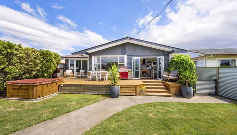 129 Riverbend Road, Onekawa