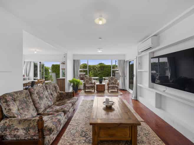 129 Riverbend Road, Onekawa