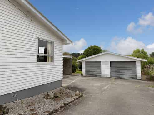 2101 Paparoa Valley Road, Paparoa