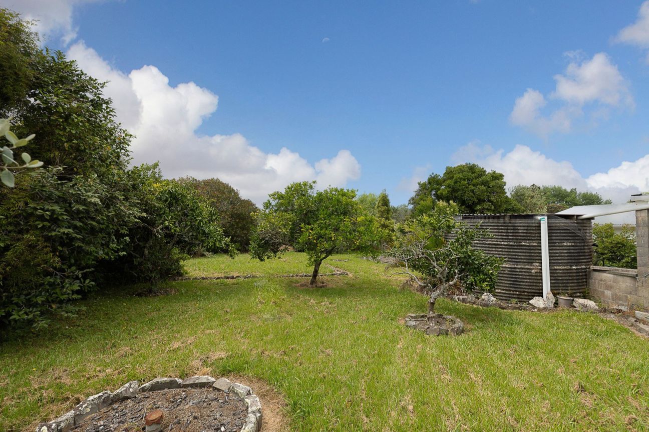 Easy village living with space to enjoy - Mehr
