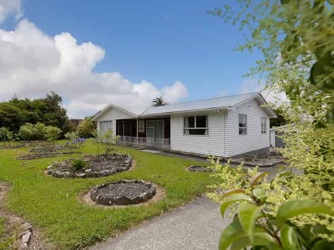 2101 Paparoa Valley Road, Paparoa