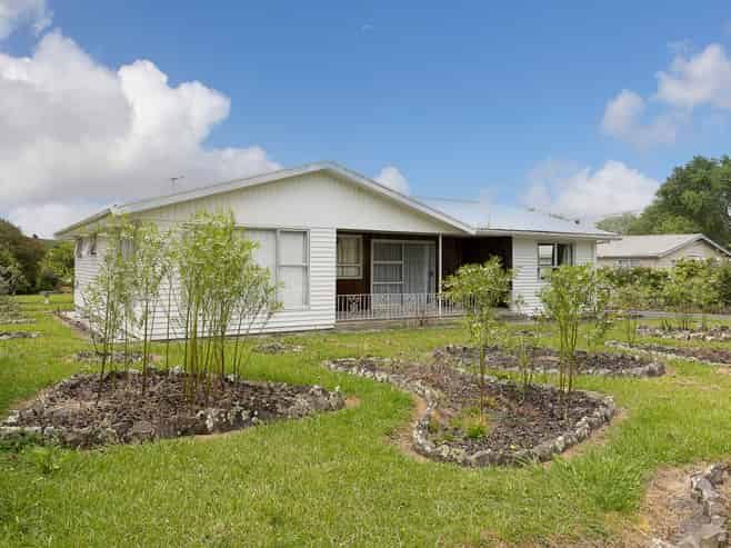 2101 Paparoa Valley Road, Paparoa